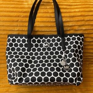 Michael Kors shoulder tote